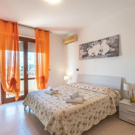 דירה Affittasardegna-appartamenti Agostino אלגהרו