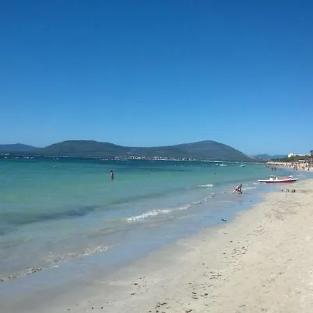 Affittasardegna-appartamenti Agostino شقة