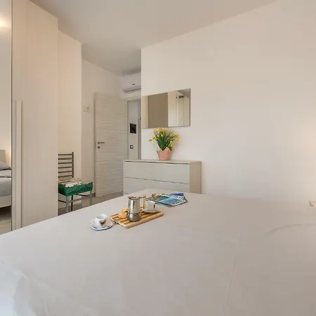 Affittasardegna-appartamenti Agostino אלגהרו